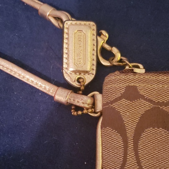 Coach coin purse - Picture 2 of 2